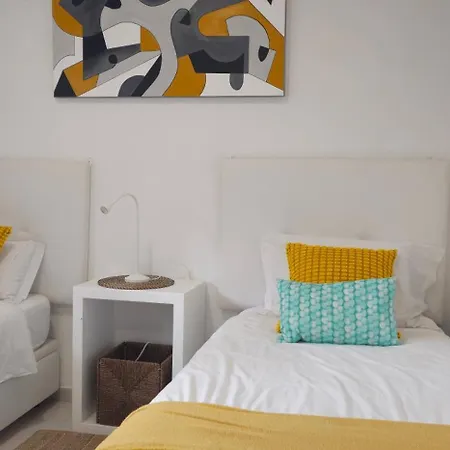 Casa Dos Sinos 1 With Roof Terrace אלבופיירה